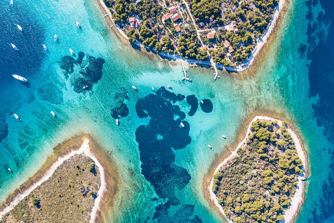 HVAR & 4 Islands PRIVATE BOAT TOUR - Milna: a gentler final stop on Brač