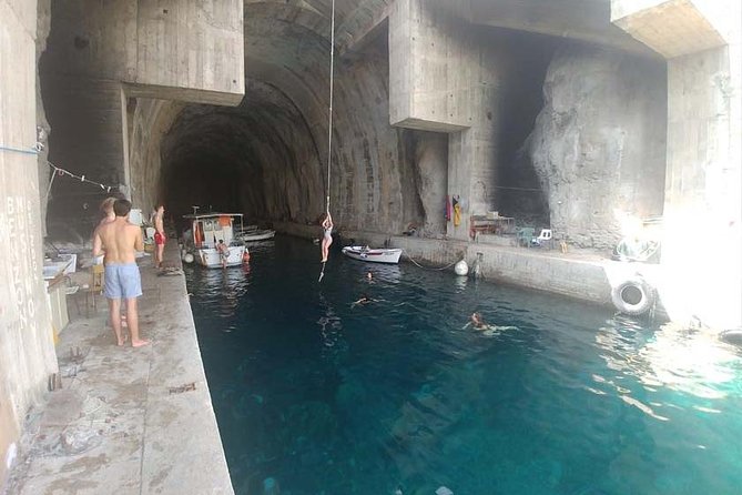 Hvar-Brac-Solta speedboat tour from Split or Trogir - What the private speedboat format changes