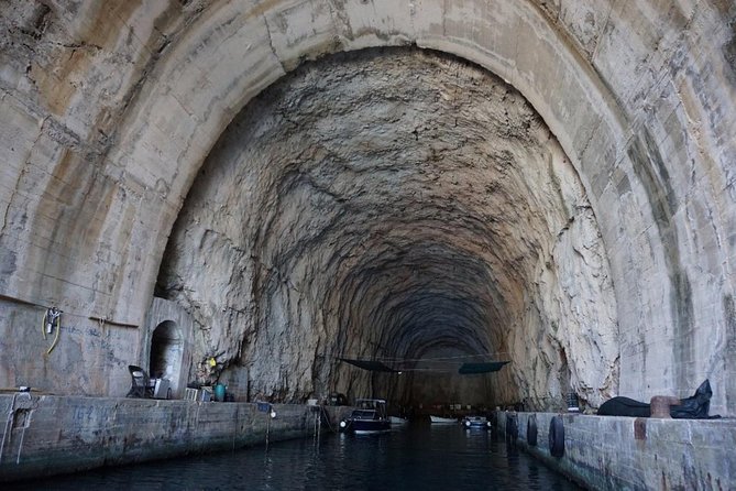 Hvar Pakleni islands and Secrets of Brac and Solta private tour - What the private format really adds