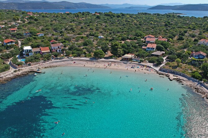 Islands Brač, Šolta & Blue lagoon - Private speedboat tour - Necujam: two hours for water and the shipwreck