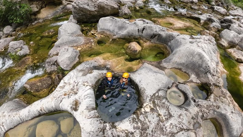 Iz Omisa/Zadvarija: Extremni Canyoning na rijeci Cetini - From Omiš to Zadvarje in 45 scenic minutes