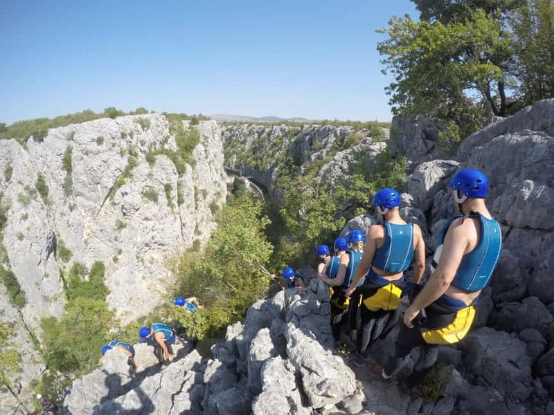 Iz Omisa/Zadvarija: Extremni Canyoning na rijeci Cetini - What to pack for a smoother day