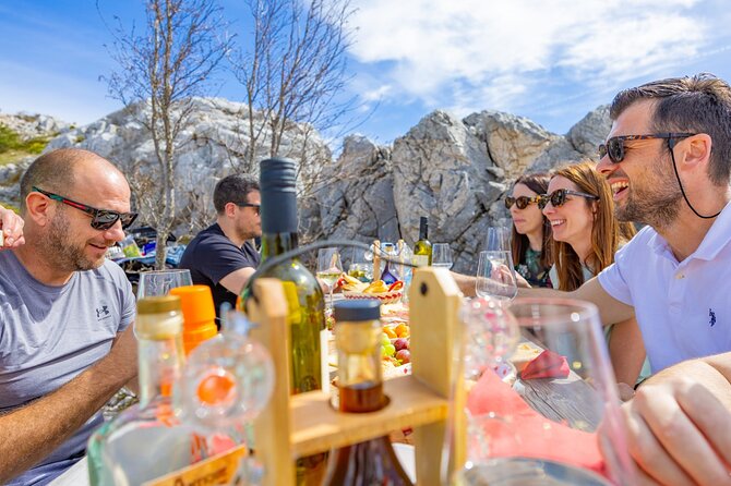 Makarska: Baggy Skywalk & Biokovo viewpoint Tour - A picnic with local character