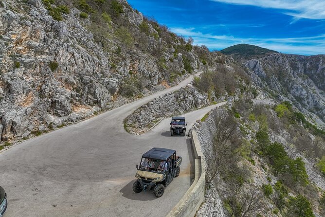 Makarska: Baggy Skywalk & Biokovo viewpoint Tour - Guides, pacing, and the personal side