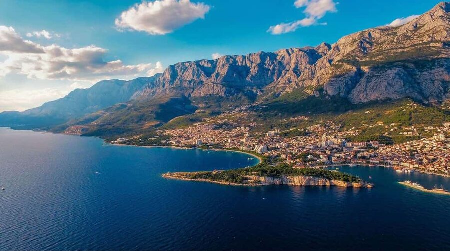 Makarska: Discover coastal area with Betina 500 - Taking the wheel of the Betina 500