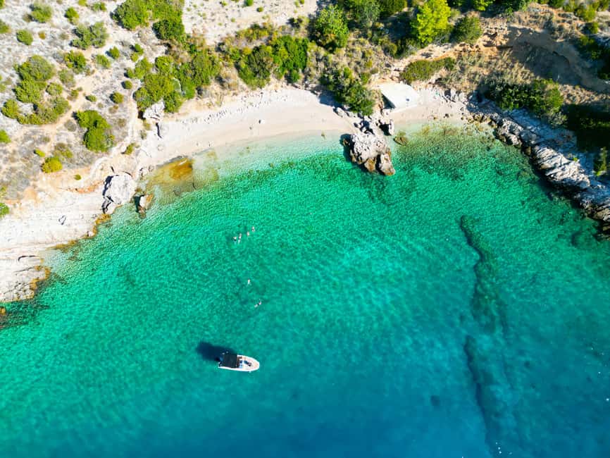 Makarska: Golden Horn Beach & Secluded Bays Speedboat Tour - Why Zlatni Rat is only part of the story