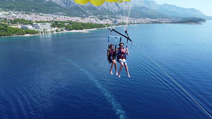 Makarska: Parasailing Experience - MPL Nautika - How the guides shape the experience