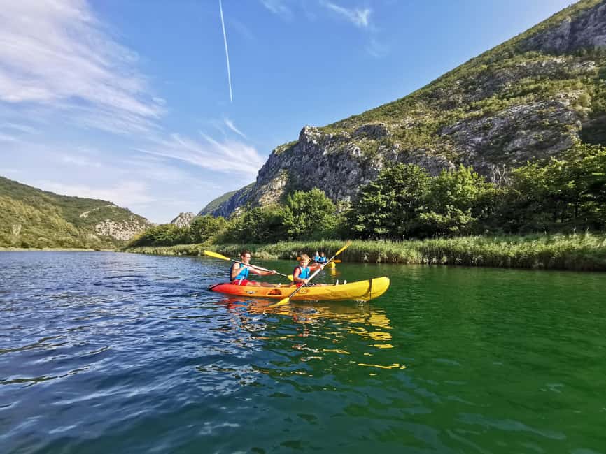 Omiš/Split: 4h Kayaking in Cetina Protected Nature Park Area - The first corner is the real test