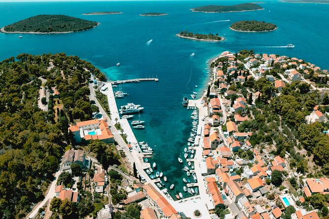 Private Blue Lagoon & 3 Islands Trip - Solta brings a slower island finish