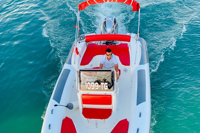 Private Blue Lagoon and island Solta speedboat tour - FULL DAY - Stomorska lunch beside the harbor