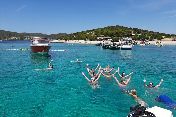 Private Blue Lagoon and UNESCO town Trogir 5h Boat Tour for 12 - What the boat ride feels like