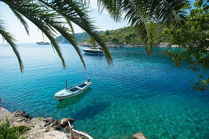 Private boat tour for small groups to Blue Lagoon and Solta Island - Stomorska, Solta’s oldest port
