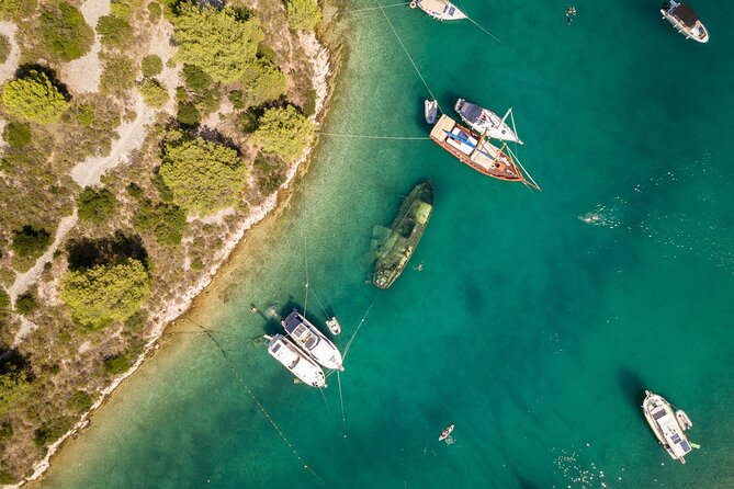 Private Boat tour to the Blue Lagoon & Solta - Swim, Snorkel, Tan and Relax! - The price: best shared by a full group