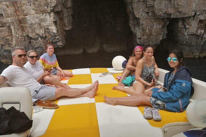 Private boat transfer Split - Bol - What the one-hour journey means for your day