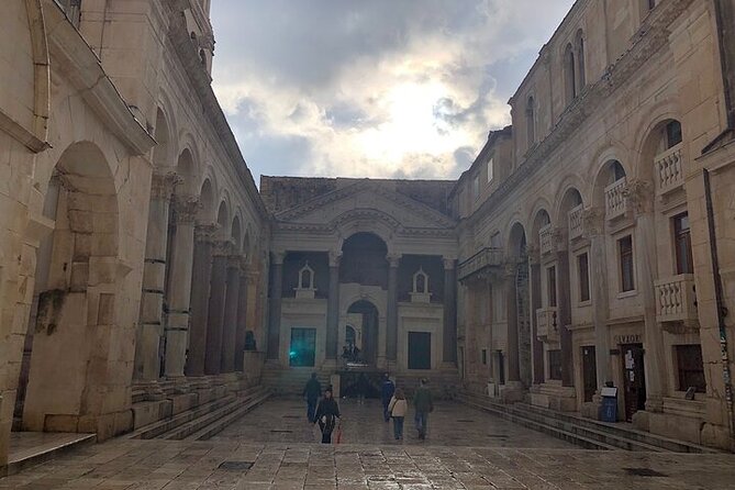 Private History Split Walking Tour in English - Golden Gate and Gregory of Nin