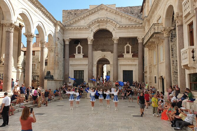 Private History Split Walking Tour in Italian - Small group - Why this short Italian tour works well in Split