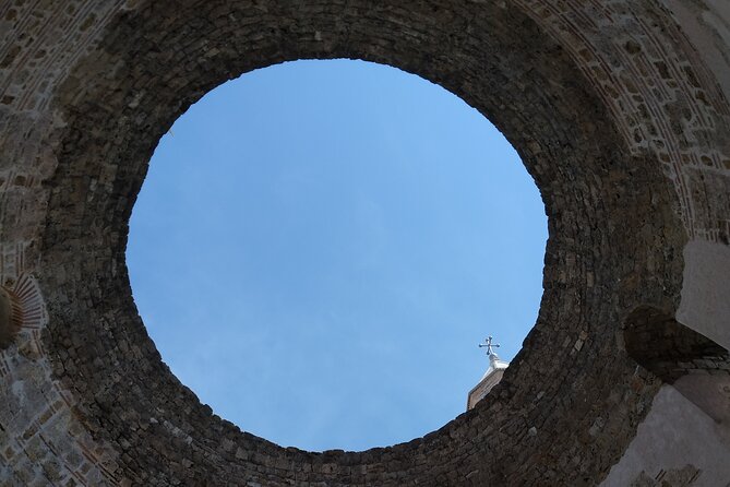 Private History tour - small group - Key points at a glance
