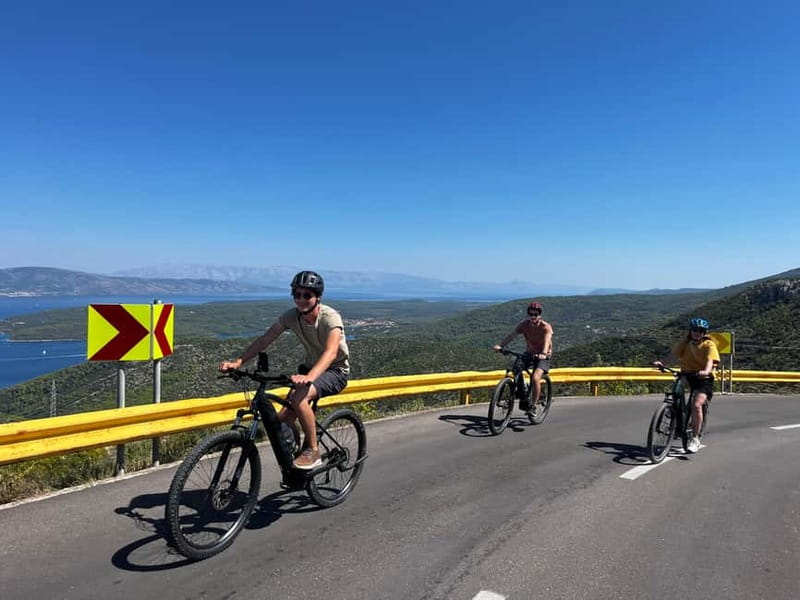 Private Hvar Island E-Bike Tour - Riding through Malo Grablje and Velo Grablje