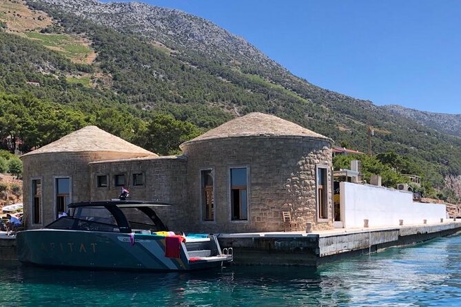 Private Luxury boat from Hvar, Brač and Split - A private Adriatic day instead of a fixed ferry schedule