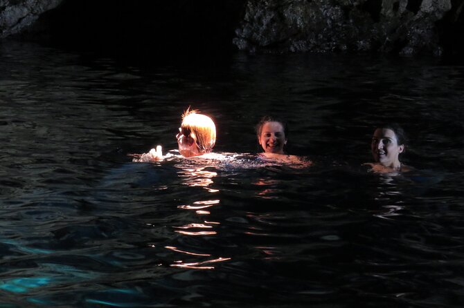 Private Luxury boat from Hvar, Brač and Split - Pickup, timing, and who will enjoy it most