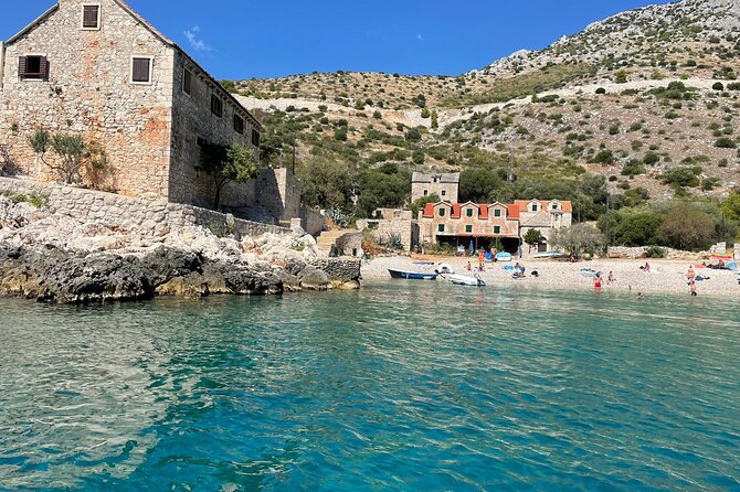 Private Luxury boat from Hvar, Brač and Split - The most important budget question: fuel
