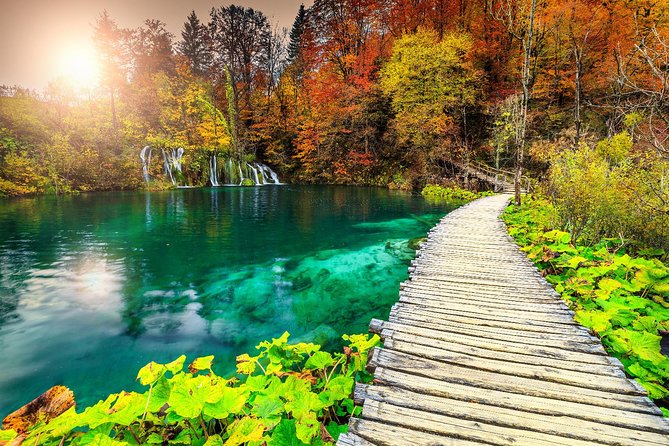 Private Plitvice Lakes Tour from Split - What the Guide and Driver Add