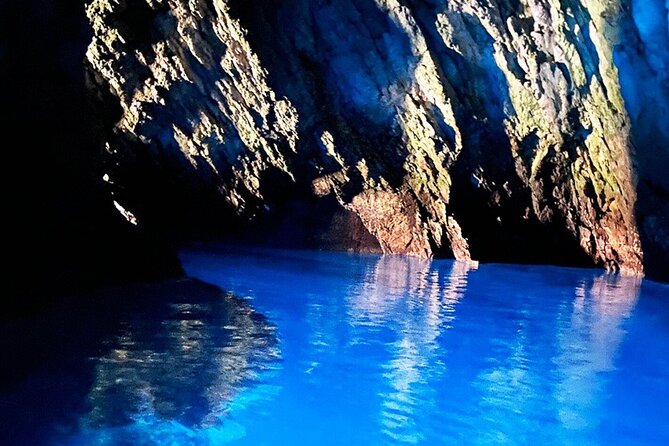Private speedboat tour to Blue Cave and visit Island Hvar - Komiža, where Vis keeps its old fishing-town rhythm
