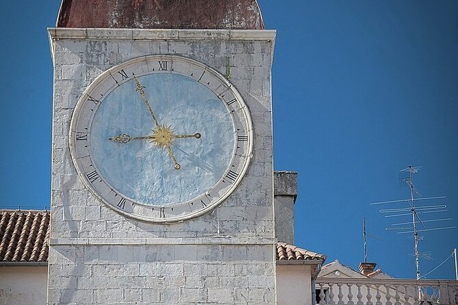 Private Split and Trogir Tour with Pick Up and Drop Off - One hour to wander Trogir your way