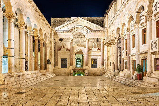 Private Split Walking tour with a Photo session - Reading Diocletian’s Palace as a city plan