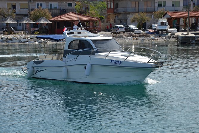 Private Tour(Hvar Town, Pakleni Islands and Solta Island Tour) - Milna on Brac gives the day an easy opening