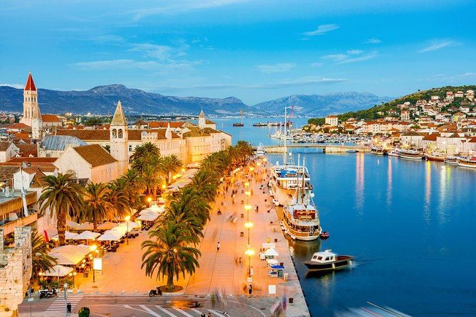 Private tour Krka waterfalls and Trogir town - Leaving Split in a private vehicle