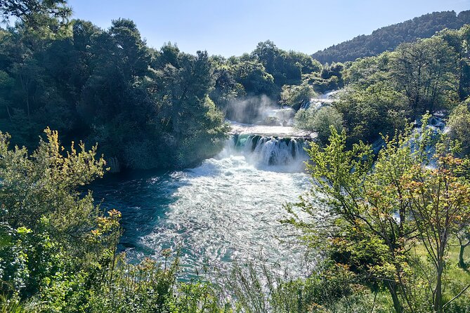 Private tour to Krka waterfalls- Lunch included - Who gets the best value from this tour