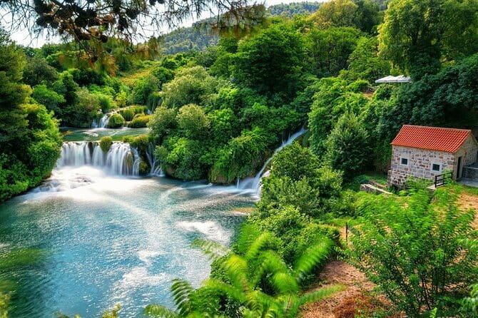 Private transfer from Split to Dubrovnik with side-trip to Ston - Booking details worth checking first