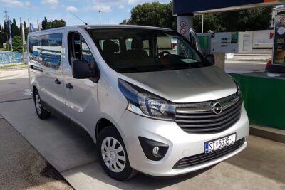 Private transfer Split airport to Split (any location) up to 8 passengers