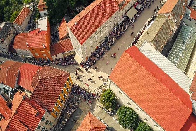 Sinj: Panoramic Flight over Peruca Lake and Dinara mountain - Comfort, access, and the small-aircraft setting