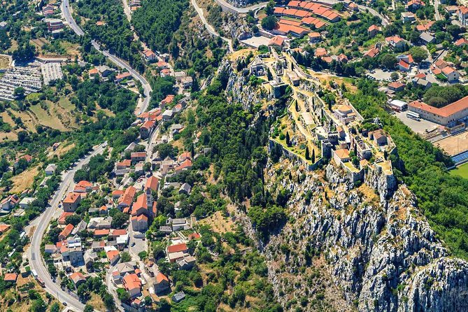 Sinj: Panoramic Flight over Peruca Lake and Dinara mountain - Starting over Sinj and its Alka tradition