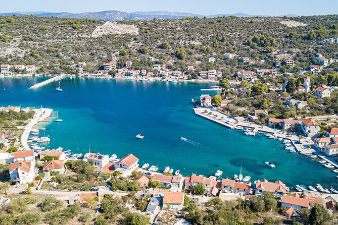 Speedboat Blue Lagoon & 3 Islands tour from Trogir - The Blue Lagoon and Krknjasi Bay finale