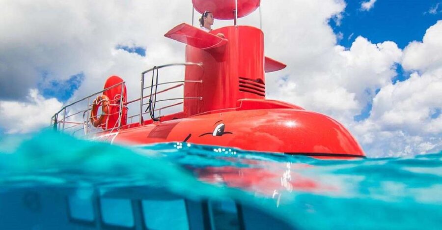 Split: 45-minute Semi-Submersible Submarine Trip - Leaving Riva and seeing Split from the water