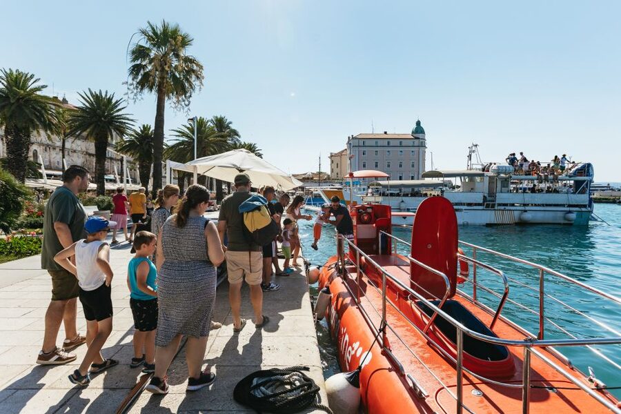 Split: 45-minute Semi-Submersible Submarine Trip - Day trips and night rides with underwater lights