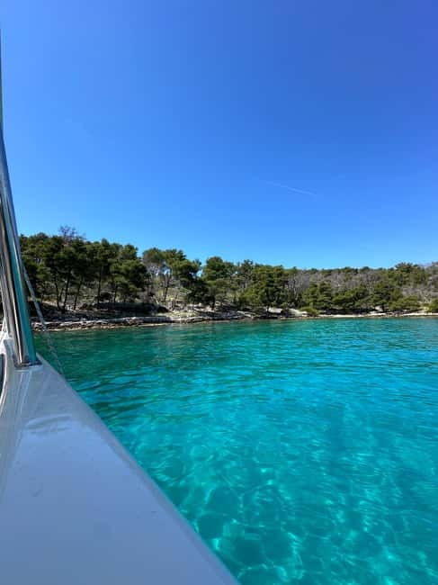 Split: 5 Islands Full-Day Tour to Blue Cave, Vis & Hvar - Blue Cave: the famous start with a practical catch