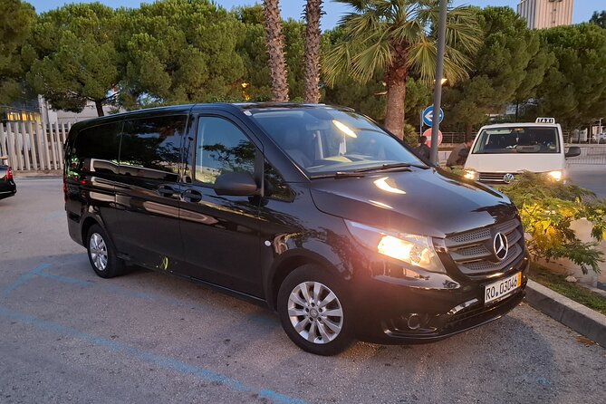 Split airport to Split Private transfer to 8 pax (Door to Door any location) - The driver’s style matters after a flight