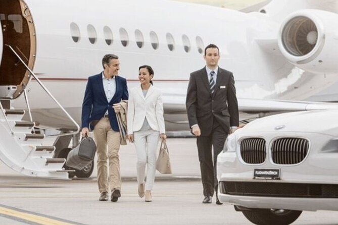 Split airport to Split Private transfer to 8 pax (Door to Door any location) - Booking details that deserve attention