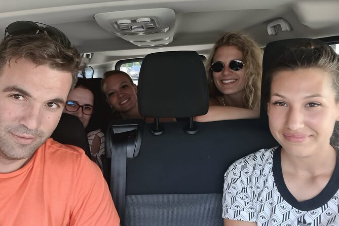 Split airport to Split Private transfer to 8 pax (Door to Door any location) - Should you book this Split Airport transfer?