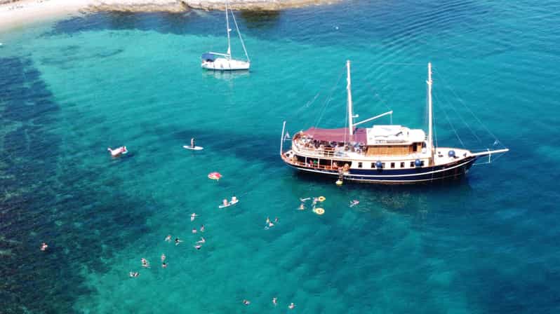 Split: All inclusive Brač & Šolta Island Swimming Cruise - A Seven-Hour Island Day From Split