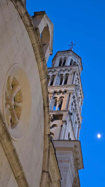 Split and Diocletian's Palace walking tour with a local guid - Key points at a glance