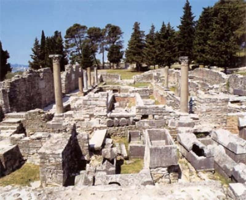 Split and Salona Cultural Heritage Day Tour from Trogir - Who should book this tour?