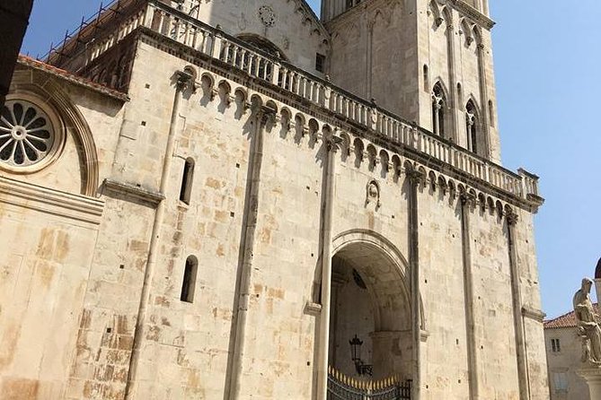 Split and Trogir private tour <em>ideal for cruise ship guests</em> – Key points to know before booking’ /></p>
<ul>
<li><strong>Two major historic towns in four to six hours:</strong> You see Trogir and Split without spending your whole day in a vehicle.</li>
<li><strong>A private air-conditioned ride:</strong> Your group travels together, with hotel pickup and drop-off included.</li>
<li><strong>Useful for cruise port visits:</strong> Pickup can be arranged near the cruise terminal, but you must watch for the exact meeting point.</li>
<li><strong>Free time is built in:</strong> You can explore, take photos, have a drink, or stop for food instead of following a fixed group schedule.</li>
<li><strong>Diocletian’s Palace is the centerpiece:</strong> The Roman complex still forms the heart of modern Split.</li>
<li><strong>Cathedral admission costs extra:</strong> The tour includes the main guided experience, but cathedral entrance tickets are not included.</li>
</ul>
<h2>Why Trogir and Split work so well together</h2>
<p><img width="900" height="601" decoding="async" src=