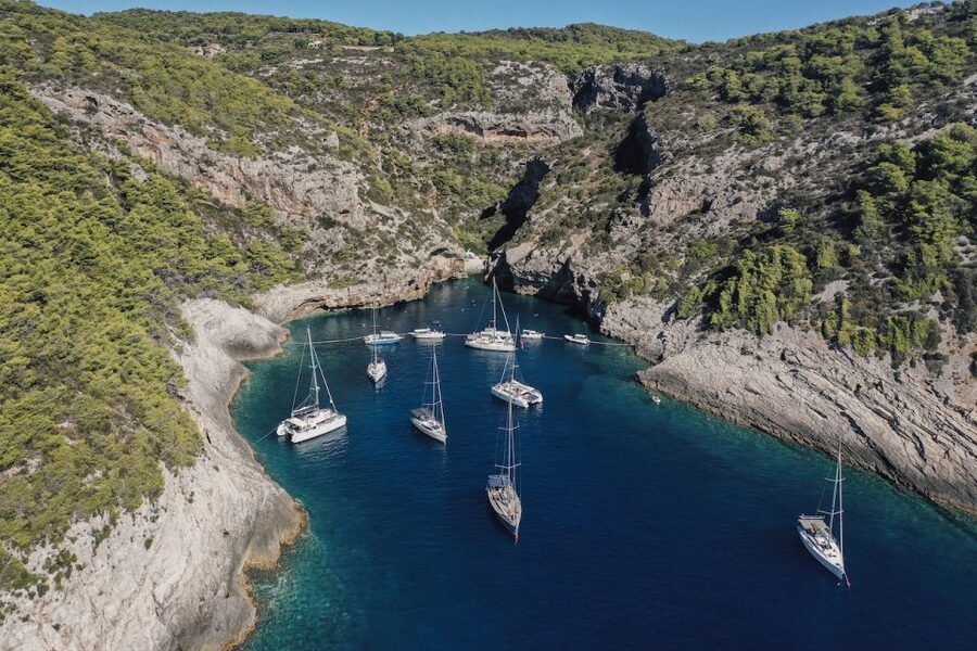 Split: Blue Cave and 5 Islands Tour - Budikovac is the best place to use the snorkel