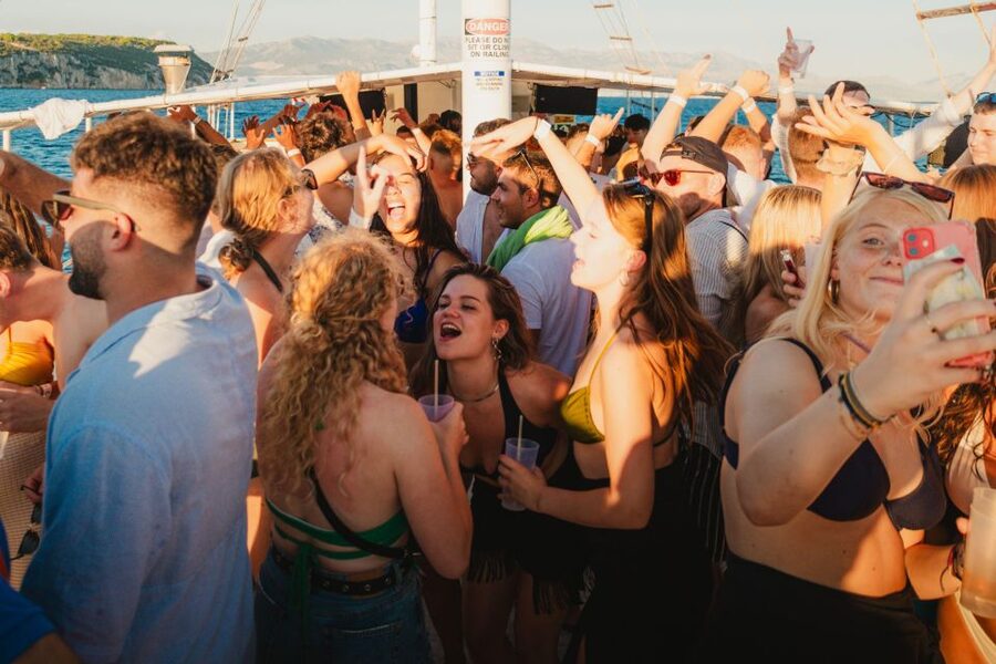Split: Blue Lagoon Boat Party with Slide, Dj and After Party - The nightclub part of the evening