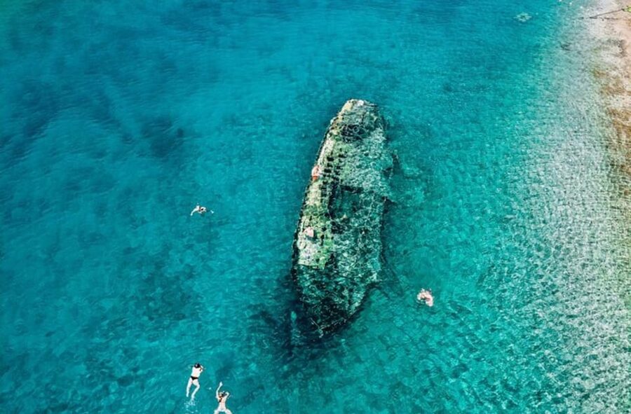 Split: Blue Lagoon, Shipwreck and Šolta with Food and Drinks - A full day among Split’s nearby islands
